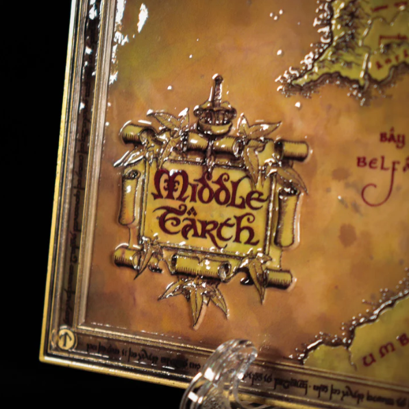The Lord of the Rings : Limited Edition Collectible Metal Map of Middle-Earth