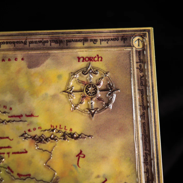 The Lord of the Rings : Limited Edition Collectible Metal Map of Middle-Earth