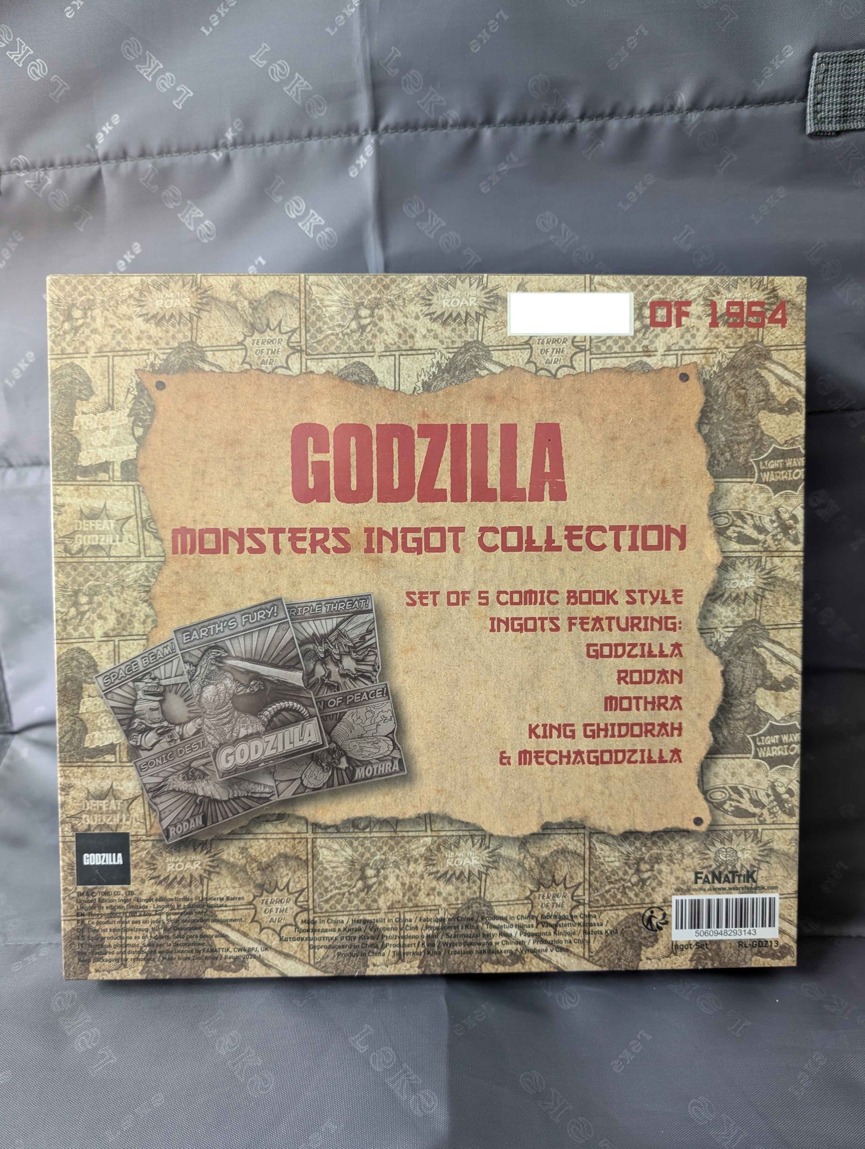 Godzilla : 5 Piece Limited Edition Collector's Box Set of Monsters Metal Ingots