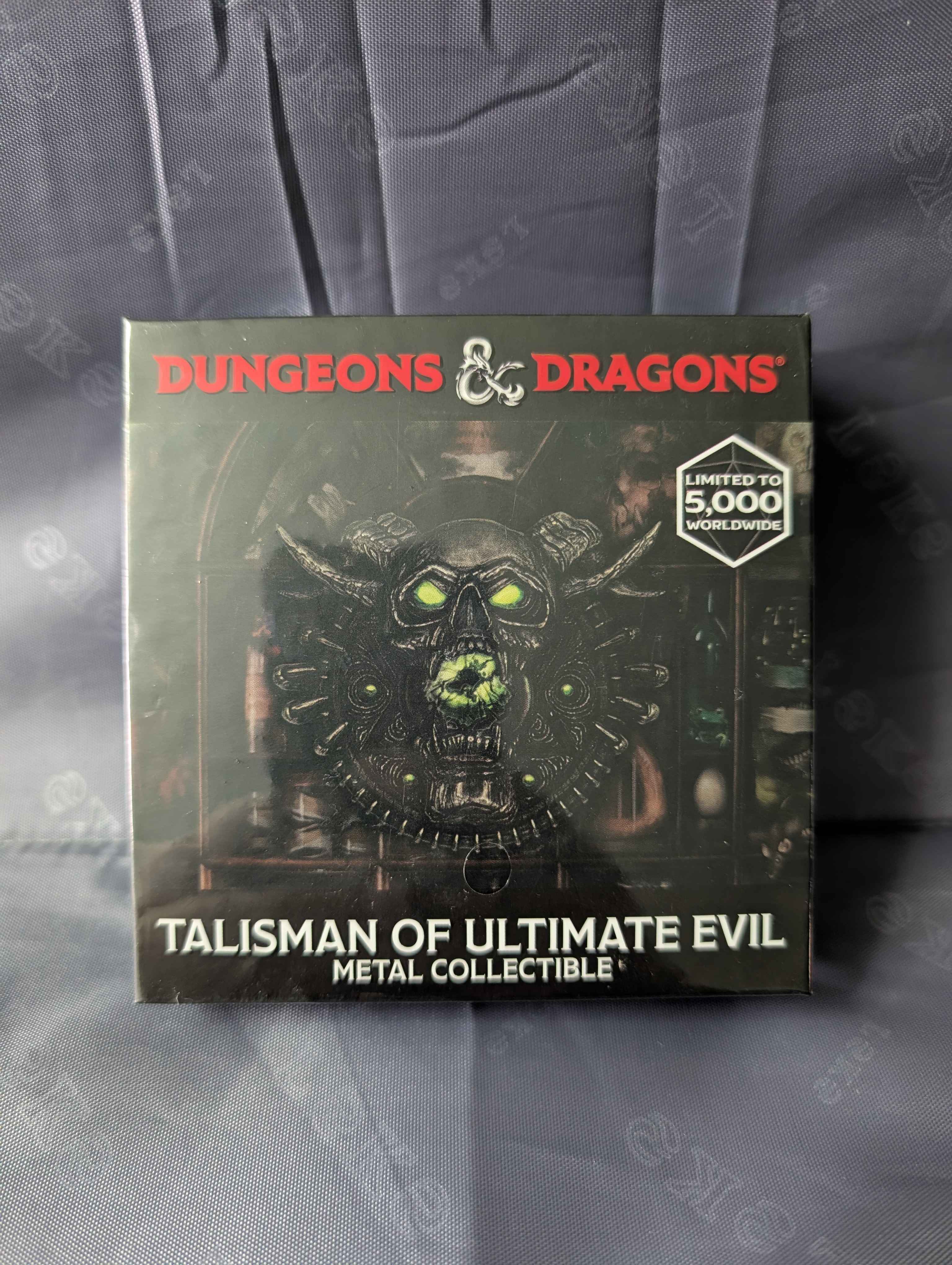 Dungeons & Dragons : Limited Edition Talisman of Ultimate Evil Medallion and Art Card