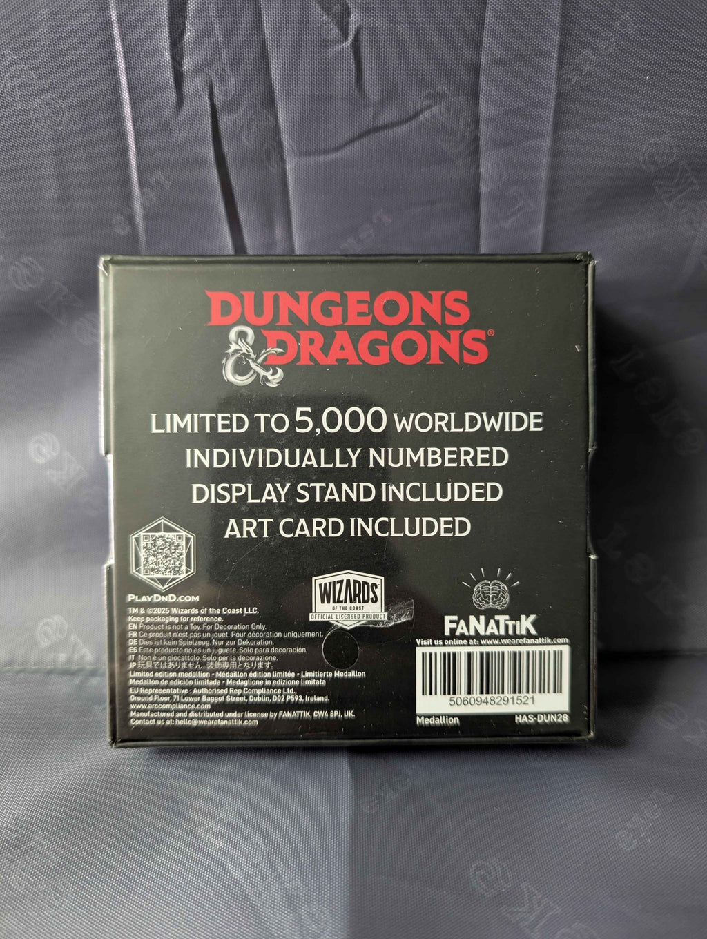 Dungeons & Dragons : Limited Edition Talisman of Ultimate Evil Medallion and Art Card