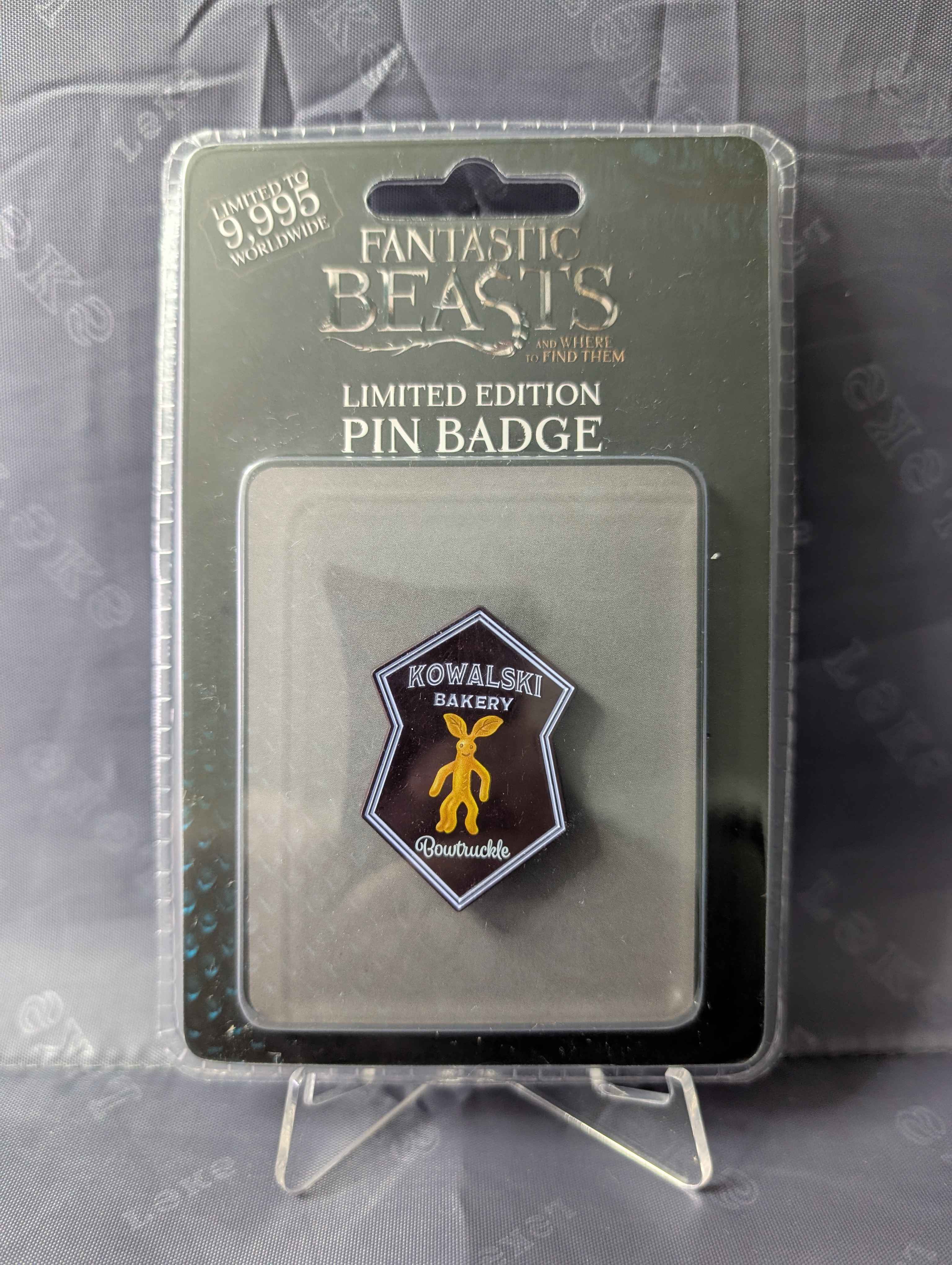 Fantastic Beasts : Limited Edition Collectible Bowtruckle Pin Badge