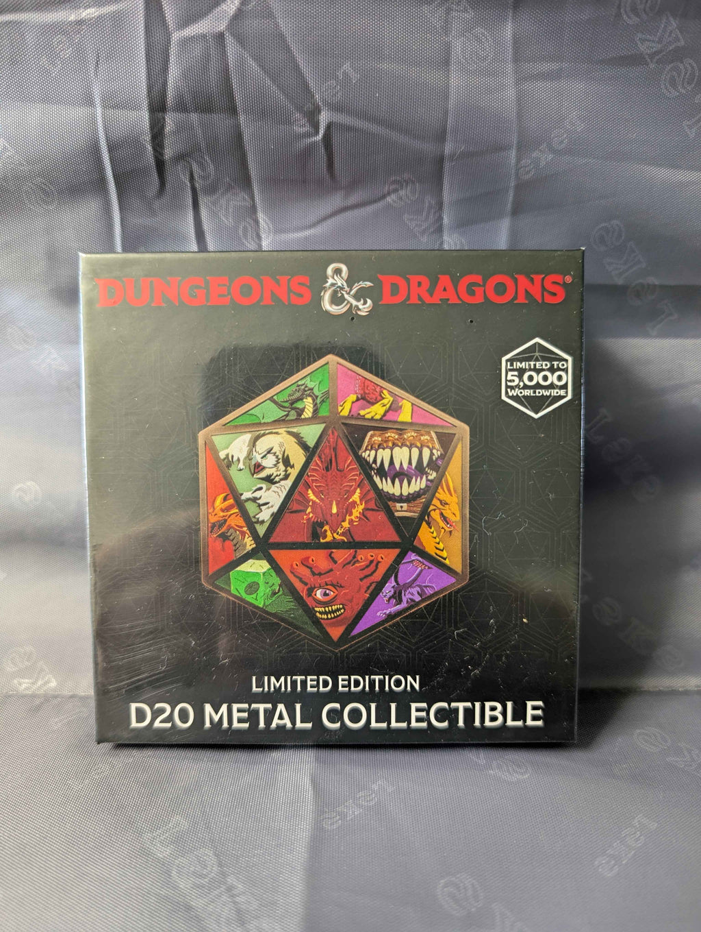Dungeons & Dragons : Limited Edition Collectible D20 Metal Medallion