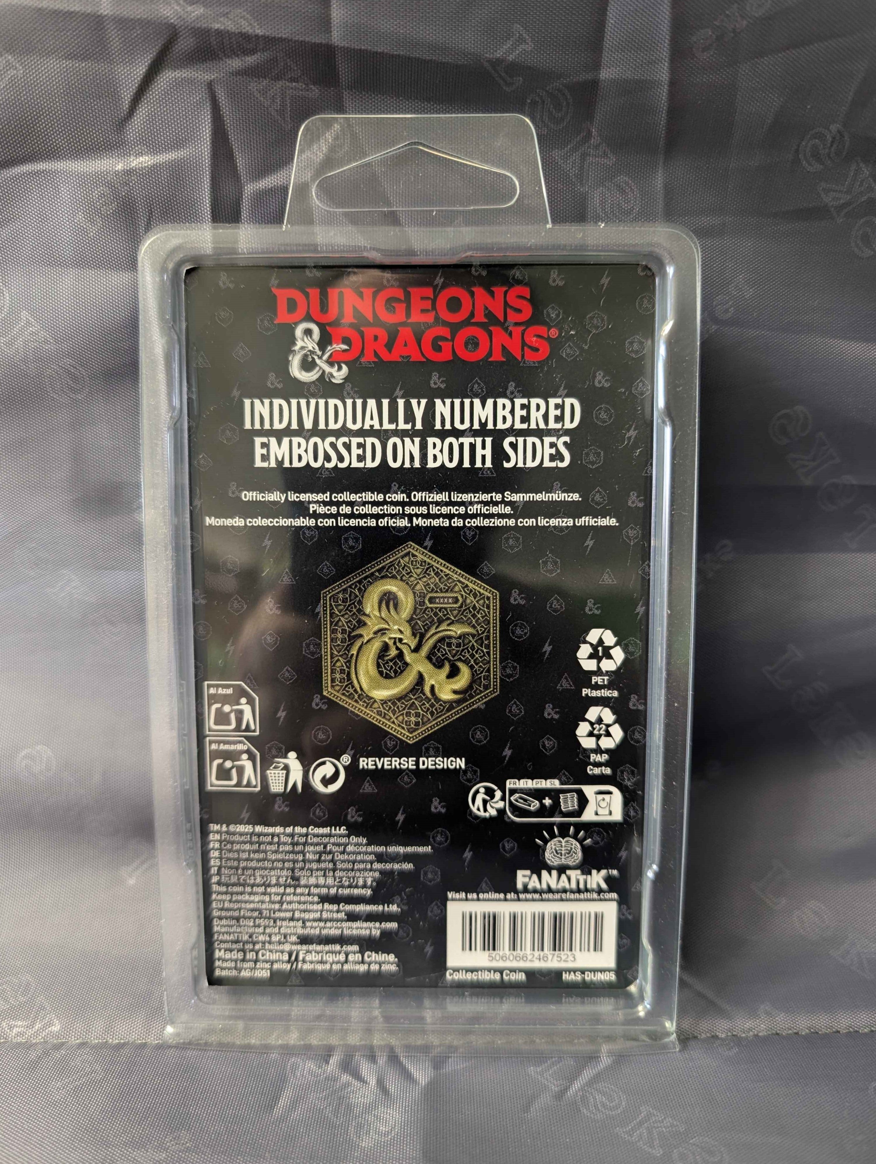Dungeons & Dragons : Limited Edition Dice/Ampersand Collectible Coin