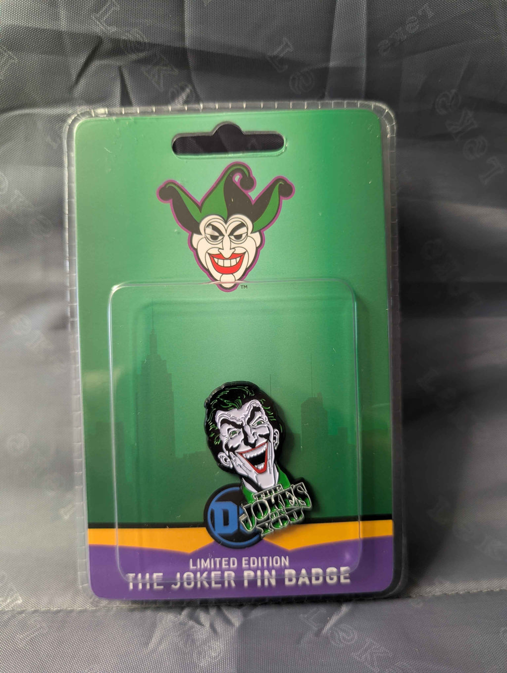 DC Comics : Joker " The Jokes On You " Limited Edition Pin Badge