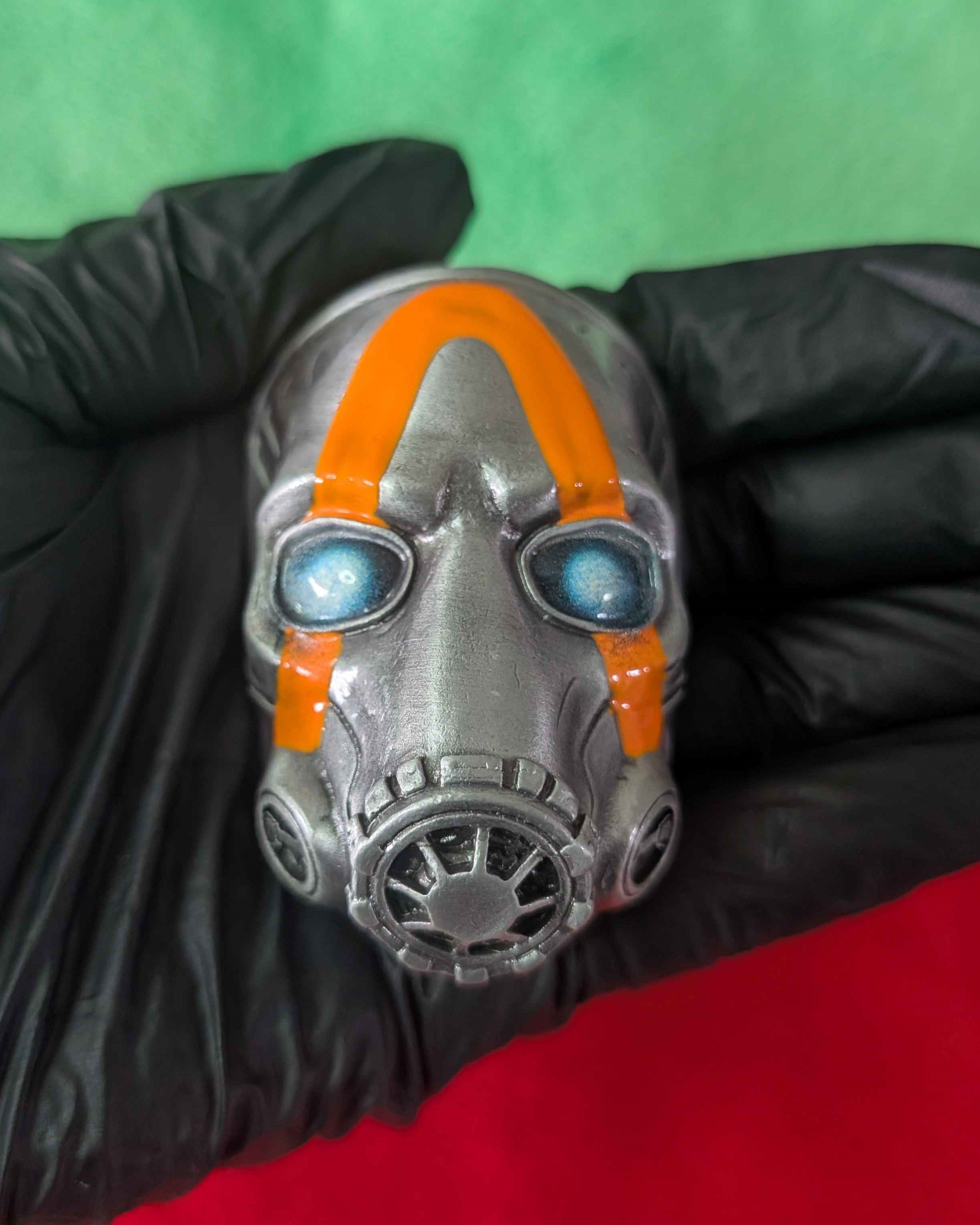 Borderlands : Limited Edition Collectible Bandit Metal Mask Replica