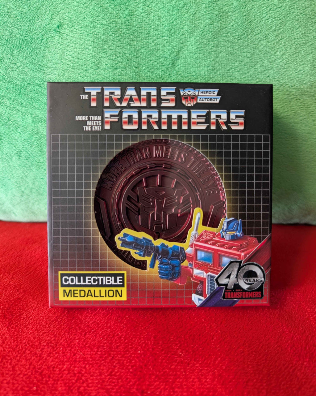 Transformers : 40th Anniversary Limited Edition Collectible Autobot Medallion