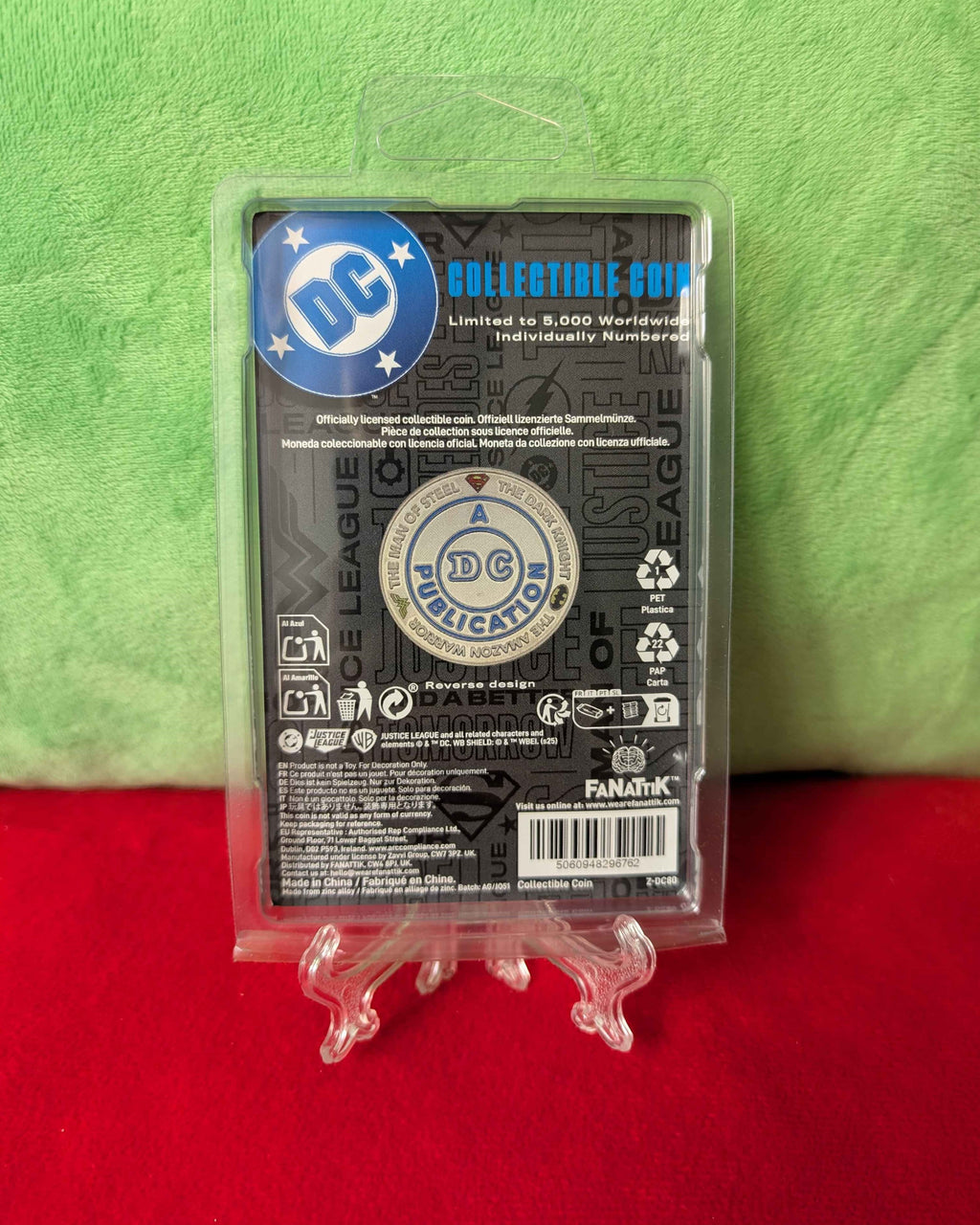 DC Comics : Legends Limited Edition Collectible Coin