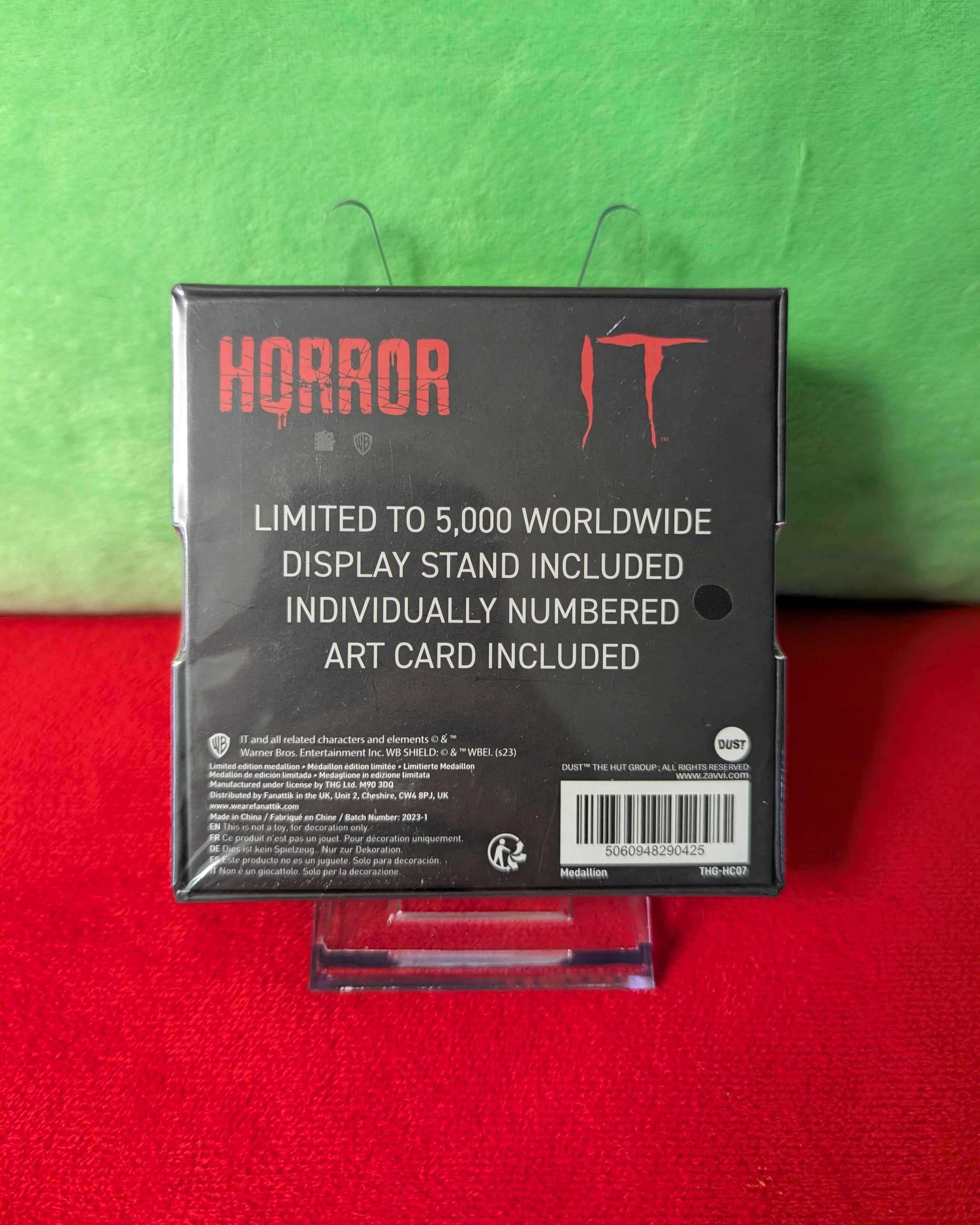 IT : Pennywise Limited Edition Collectible HORROR Medallion