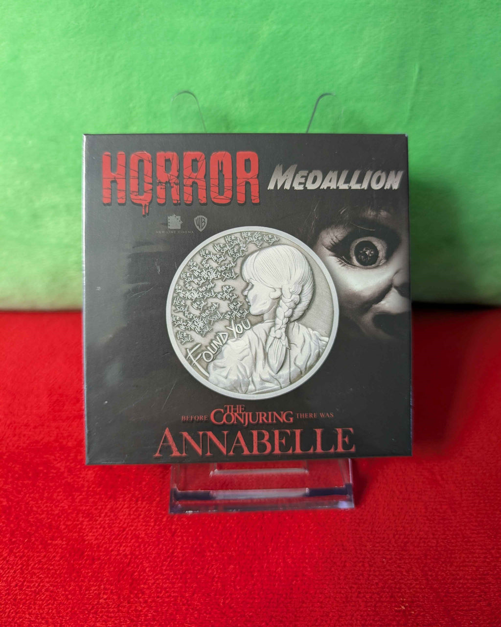 Annabelle : The Conjuring HORROR Limited Edition Collectible Medallion