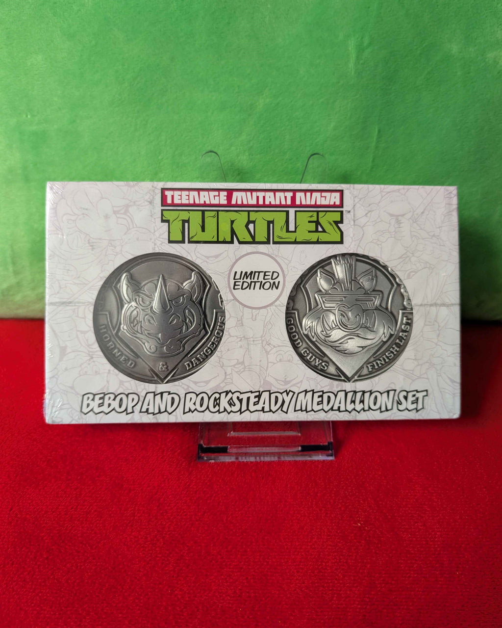 Teenage Mutant Ninja Turtles : Limited Edition Medallion Set - Bebop & Rocksteady