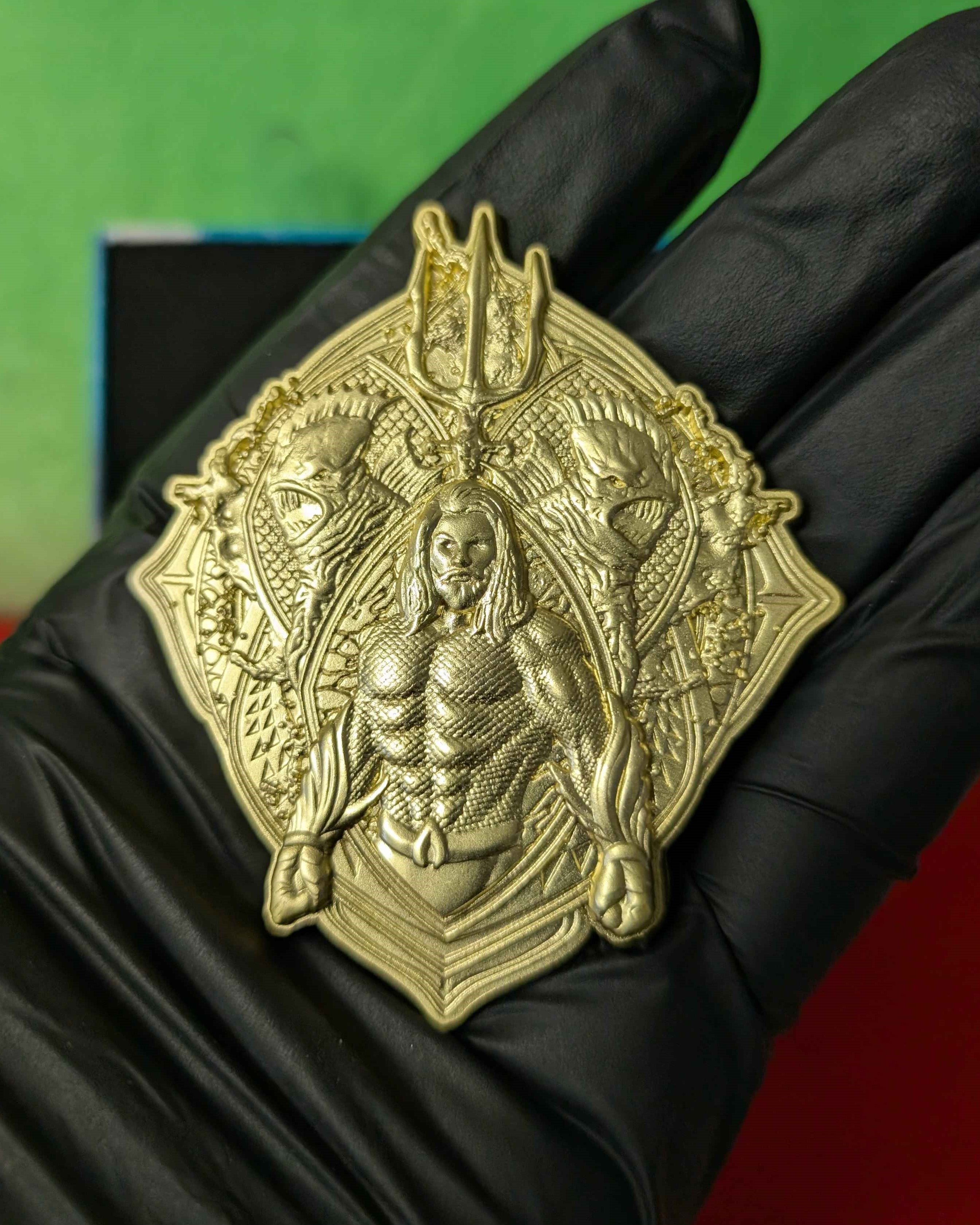 DC Movies : Aquaman Limited Edition Collectible Medallion
