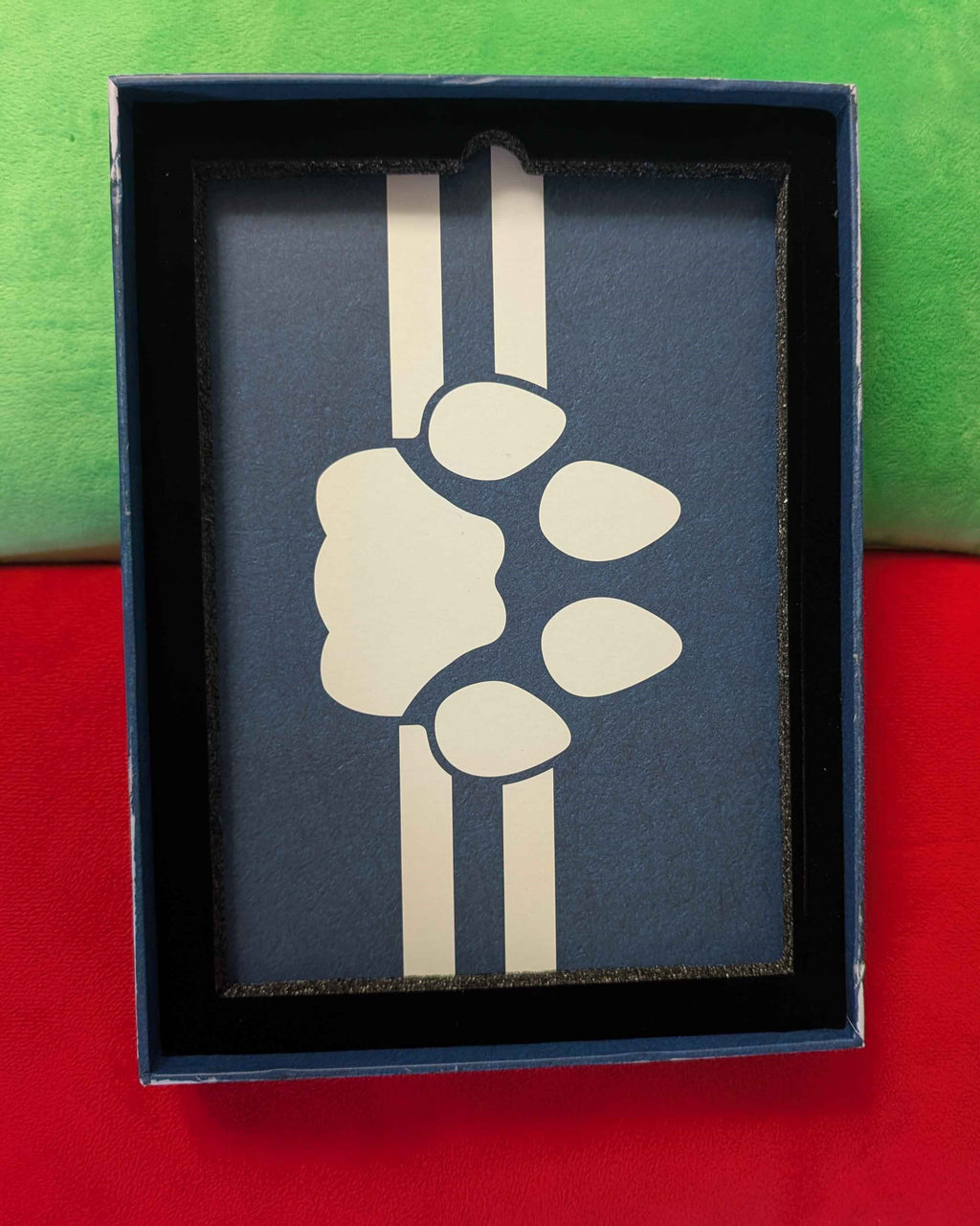 Stranger Things : Limited Edition Collectible Yearbook Coin Album