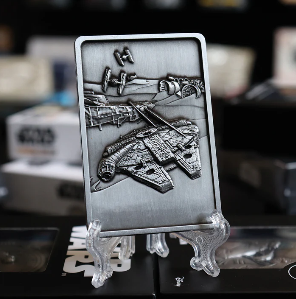 Star Wars : Limited Edition Millennium Falcon Metal Ingot Collectible