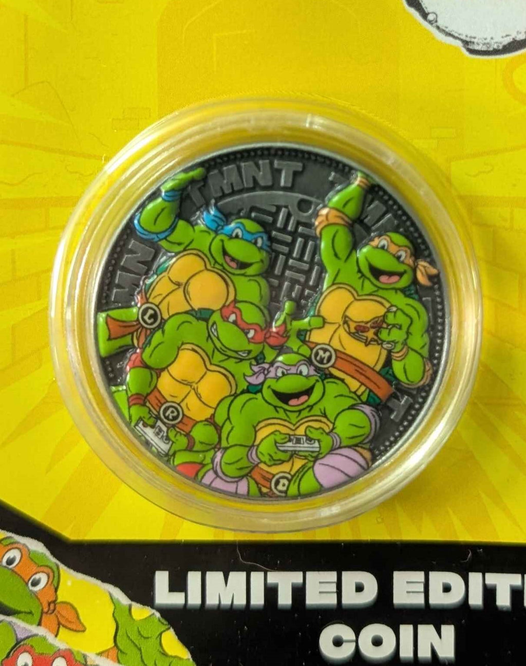 TMNT : Teenage Mutant Ninja Turtles & Krang Collectible Coin